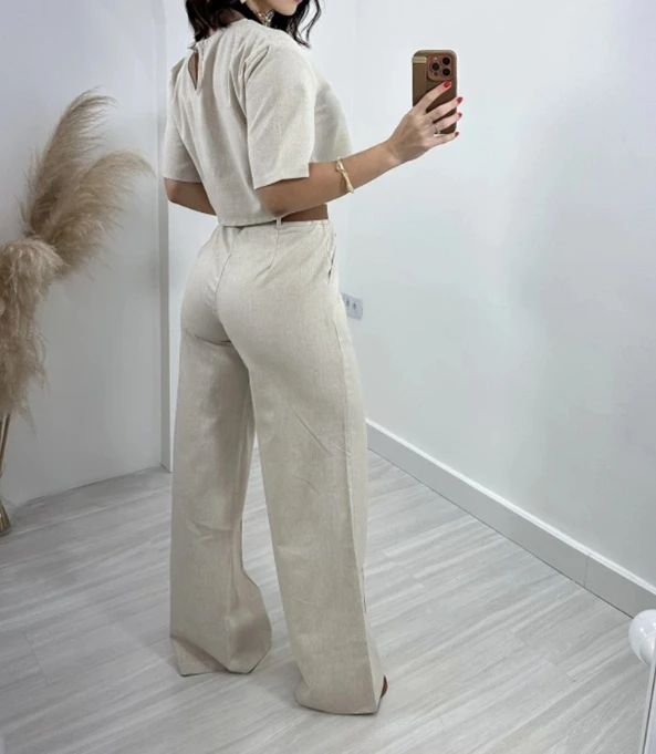 Isabella | Conjunto Casual de Dos Piezas con Pantalones Acampanados para Mujer 1