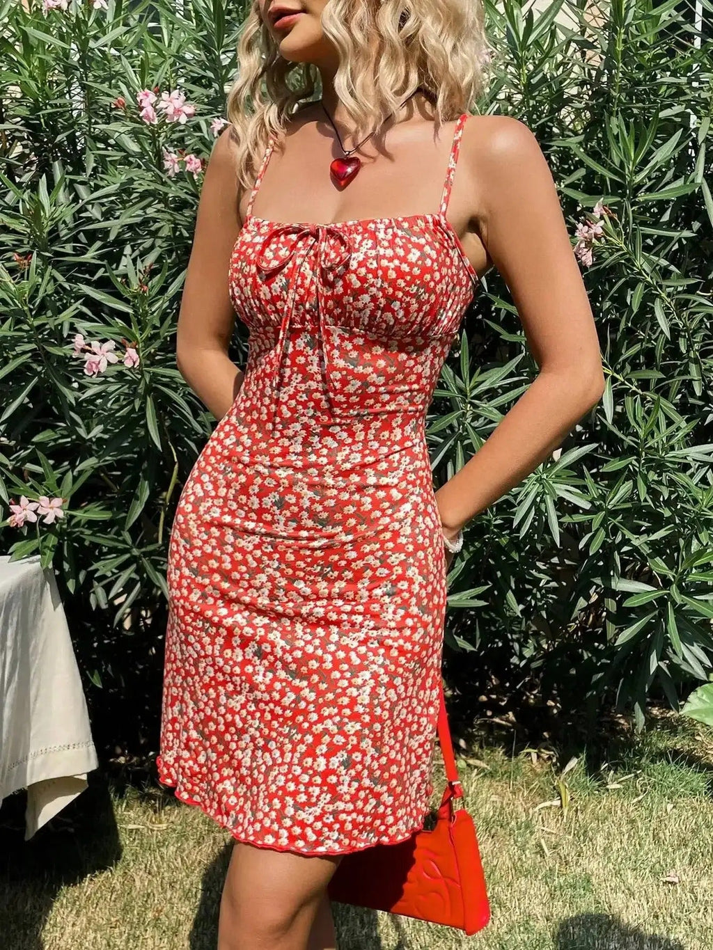 Isabella | Minivestido Floral con Tirantes Ajustables para Mujer 3