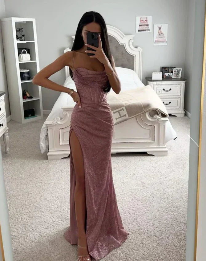 Sabryna | Vestido Largo de Noche con Abertura Lateral y Escote Corazón | Elegante Diseño para Brillar en Eventos 1