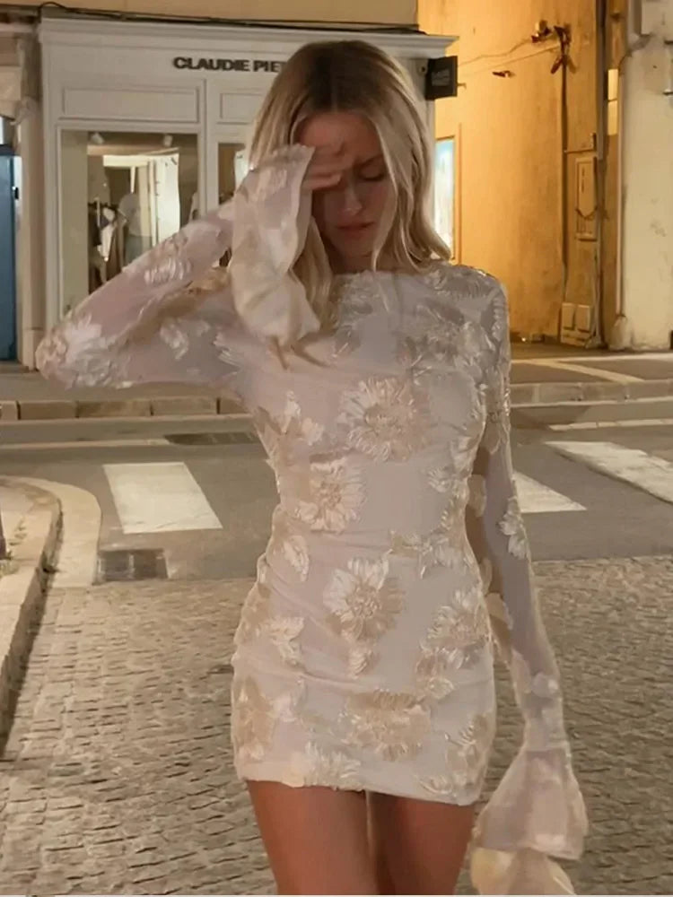 Vestido LODIE | Vestido Mini con Mangas Largas y Corte Ajustado | Elegante y Sofisticado para Ocasiones Especiales 1