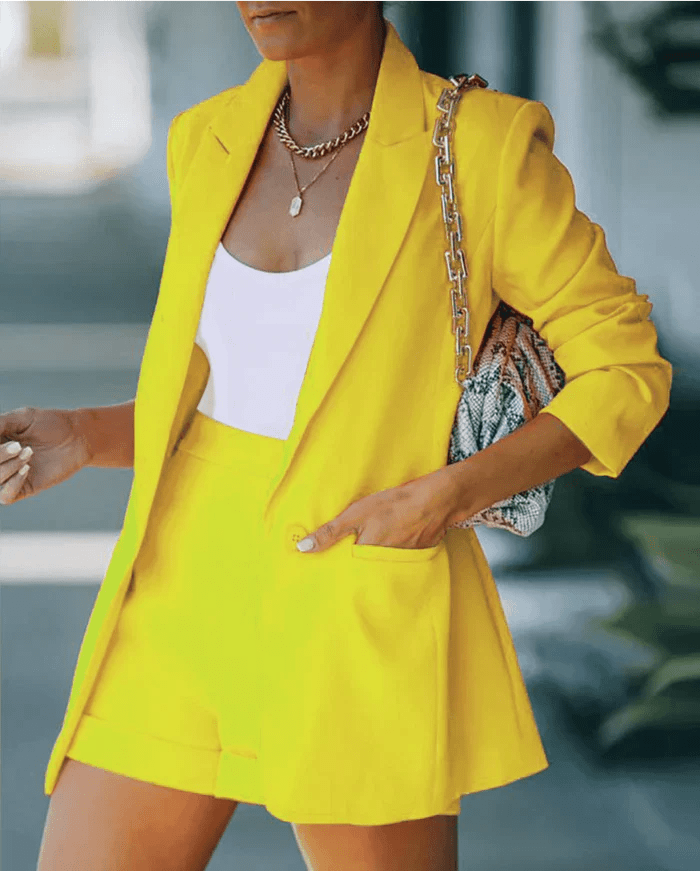 Ava | Elegante Traje Corto con Blazer y Pantalones Rectos - Noa Lagos