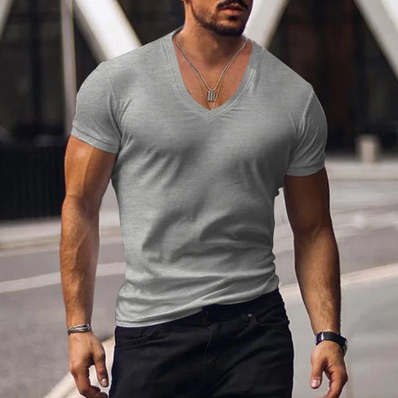 Ethan | Moderno Slim Fit Camiseta Hombre con Escote en V - Noa Lagos
