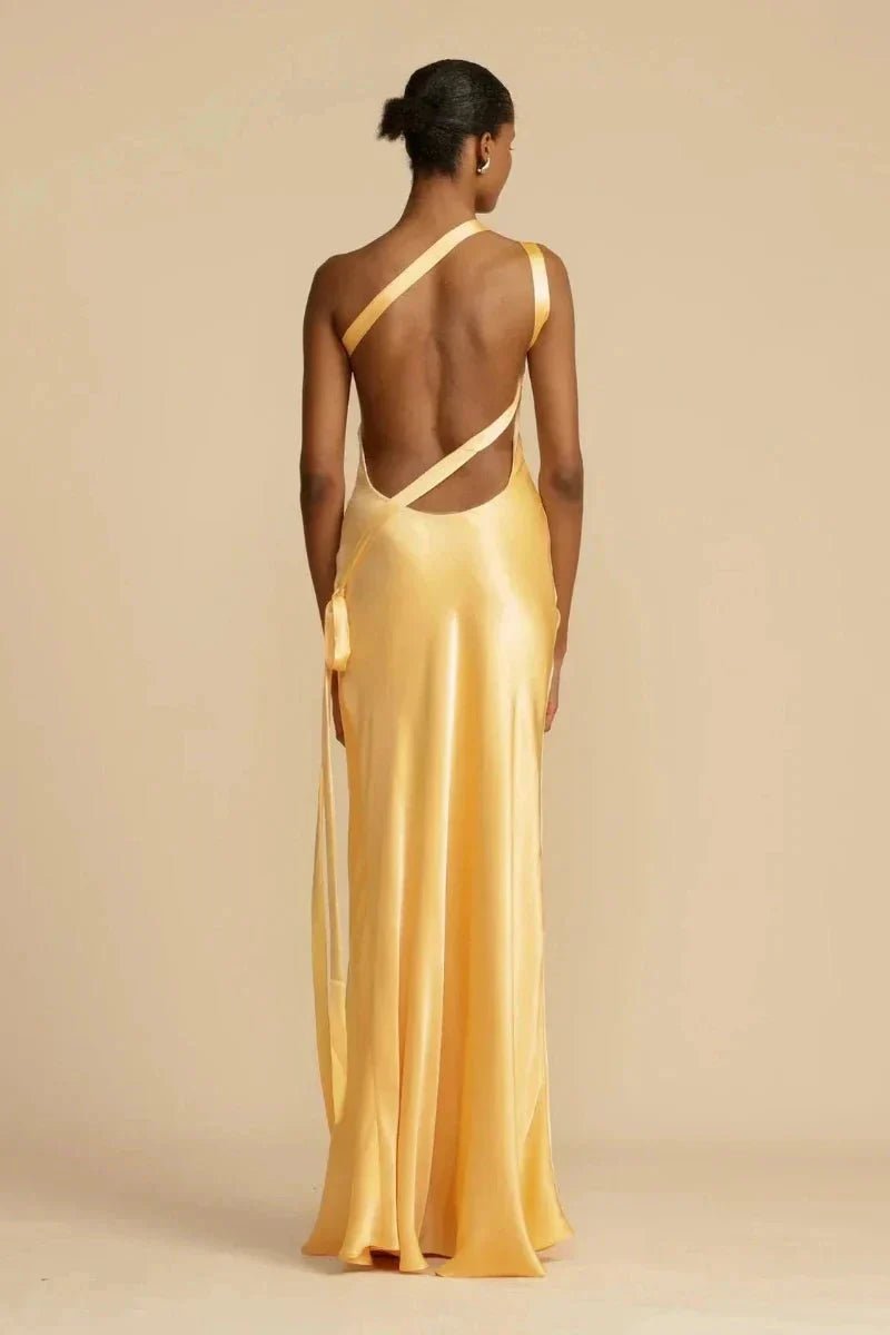 Indira | Elegante Vestido de Noche Asimétrico Satinado - Noa Lagos