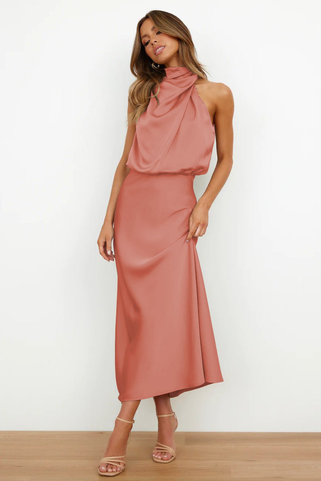 Lucía | Vestido Midi Satinado Halter Elegante para Mujer - Noa Lagos