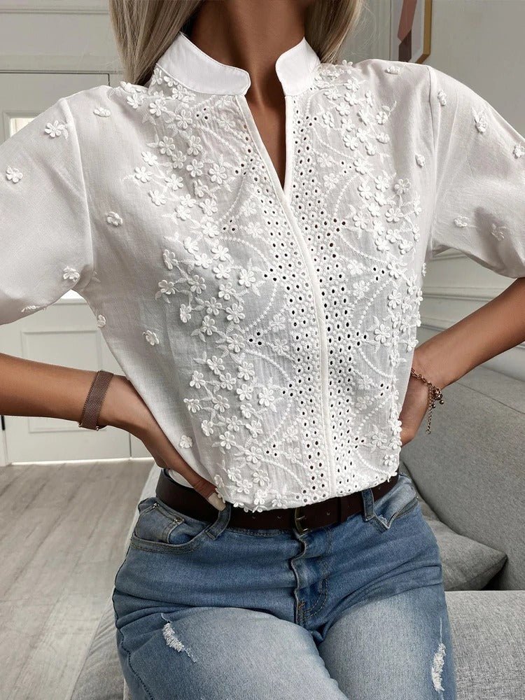 Sofia | Elegante Top Bordado con Cuello Alto - Noa Lagos